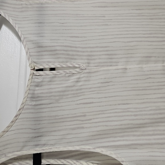 Gap - Picture 4 of 4